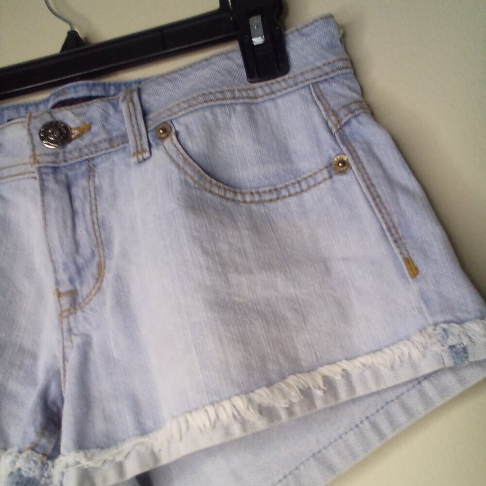 Stone Love Blue Jeans Shorts Juniors 9 Cheeky Light Wash Blue - Picture 5 of 14